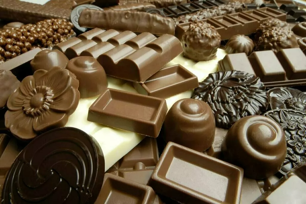 фотография продукта Просрок конфет, печенья, вафель, шоколад